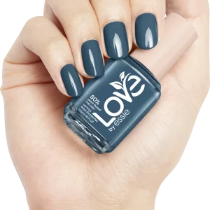 LOVE BY ESSIE Nagellack 200 DOIN’ MY BEST 19